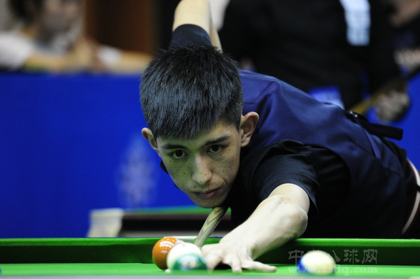 足球比赛从 足球比赛从