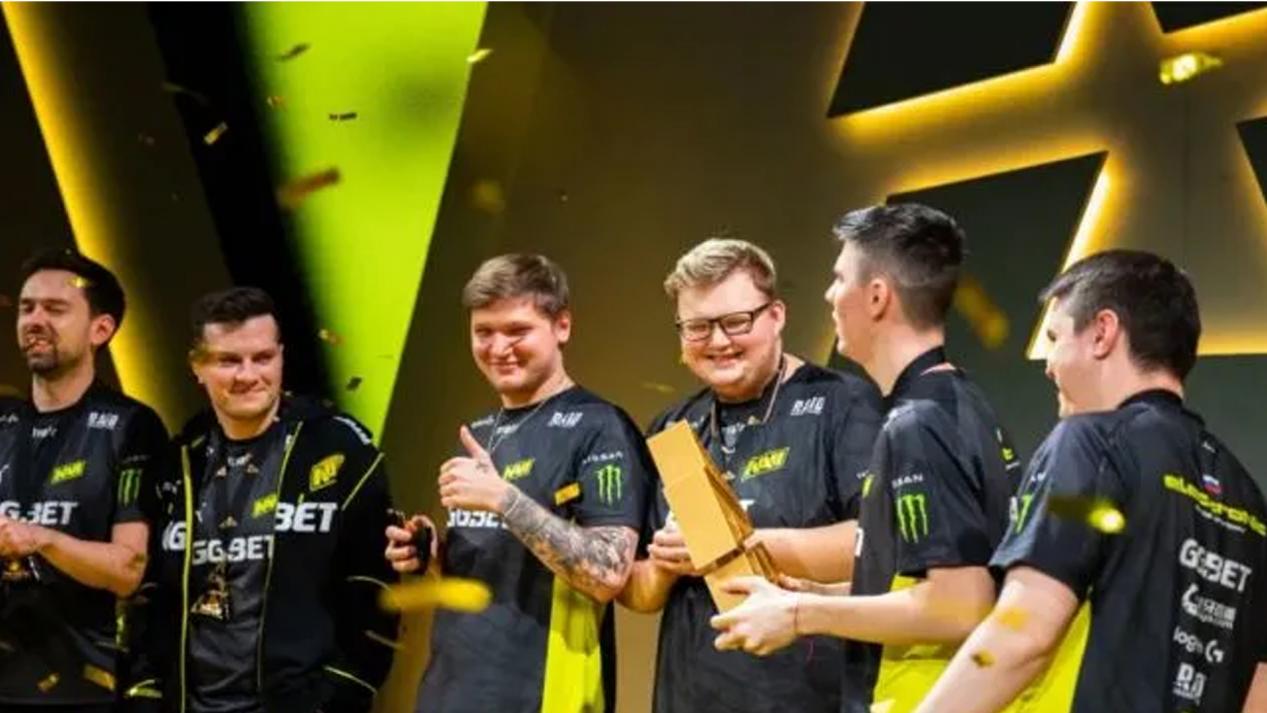 的表现起伏 的表现起伏